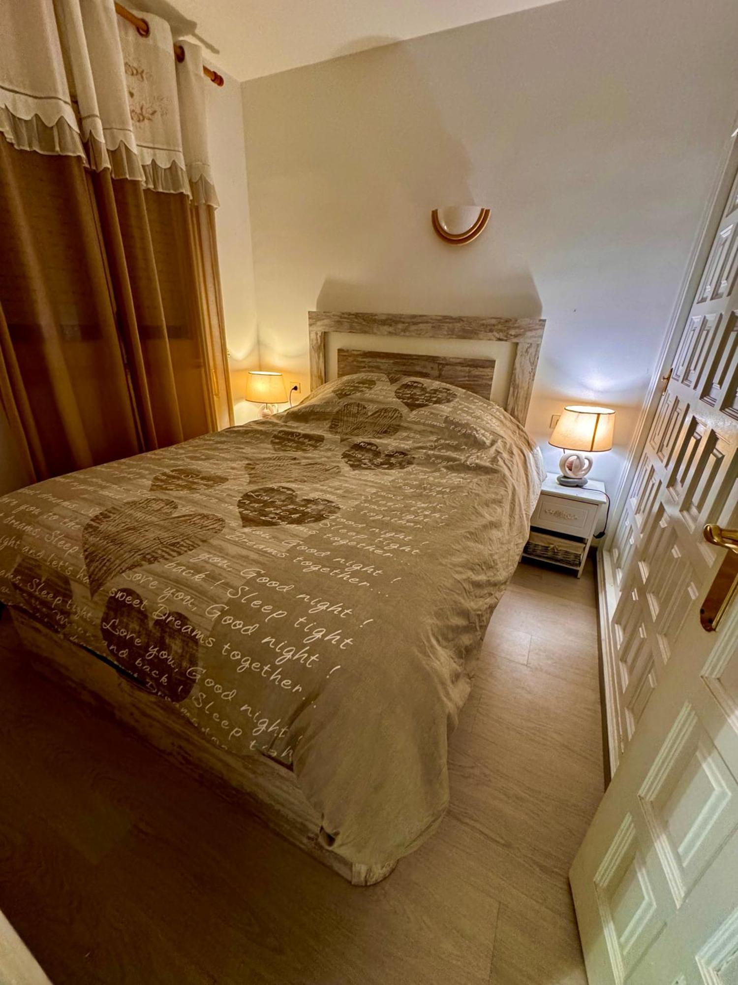 Magnifique Appartement En Front De Mer, Caneylles Росас Экстерьер фото