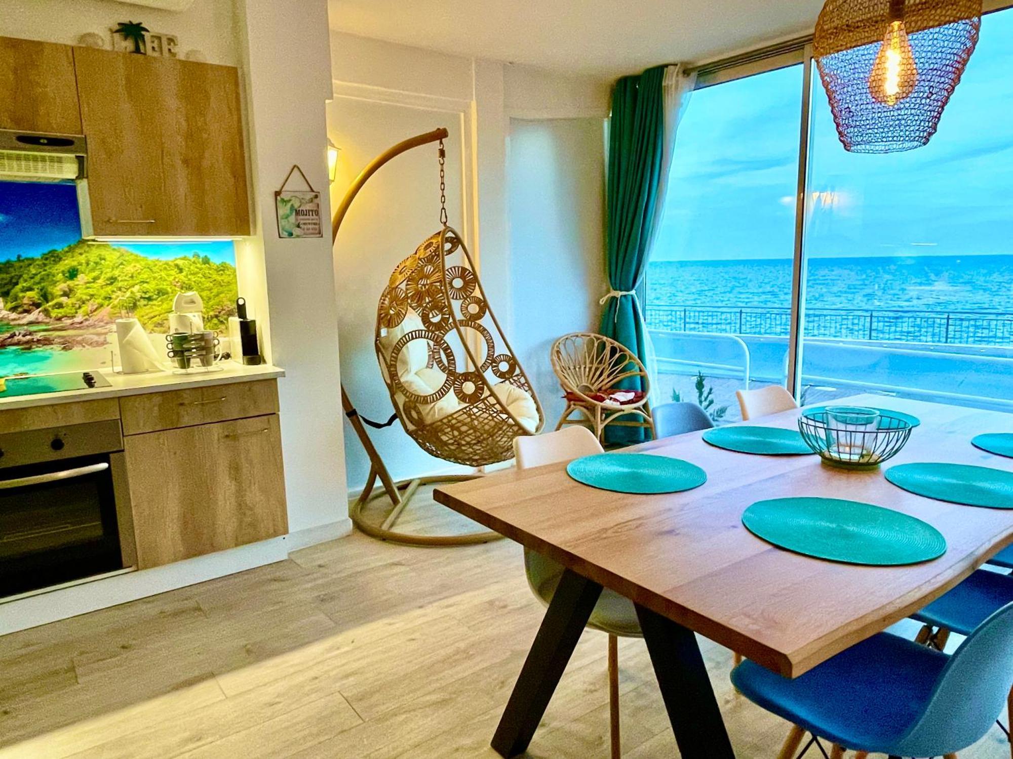 Magnifique Appartement En Front De Mer, Caneylles Росас Экстерьер фото